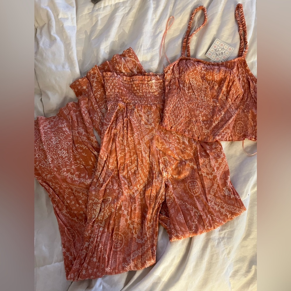 NWT Hippie Rose Two piece Set in peach color